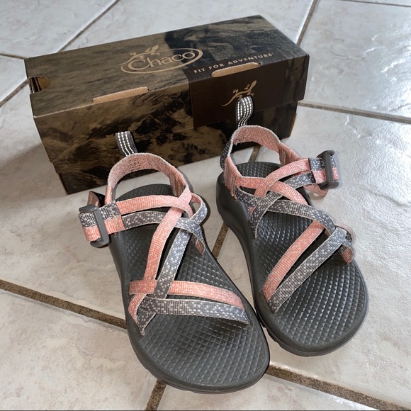 burlap heather chacos